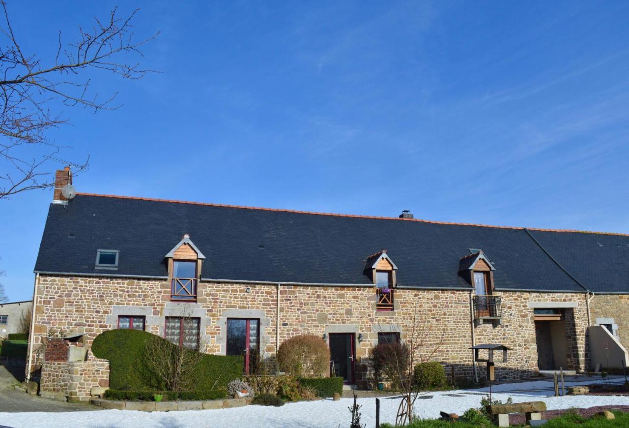 Bed and Breakfast Mont Voyageur Sains Esterno foto