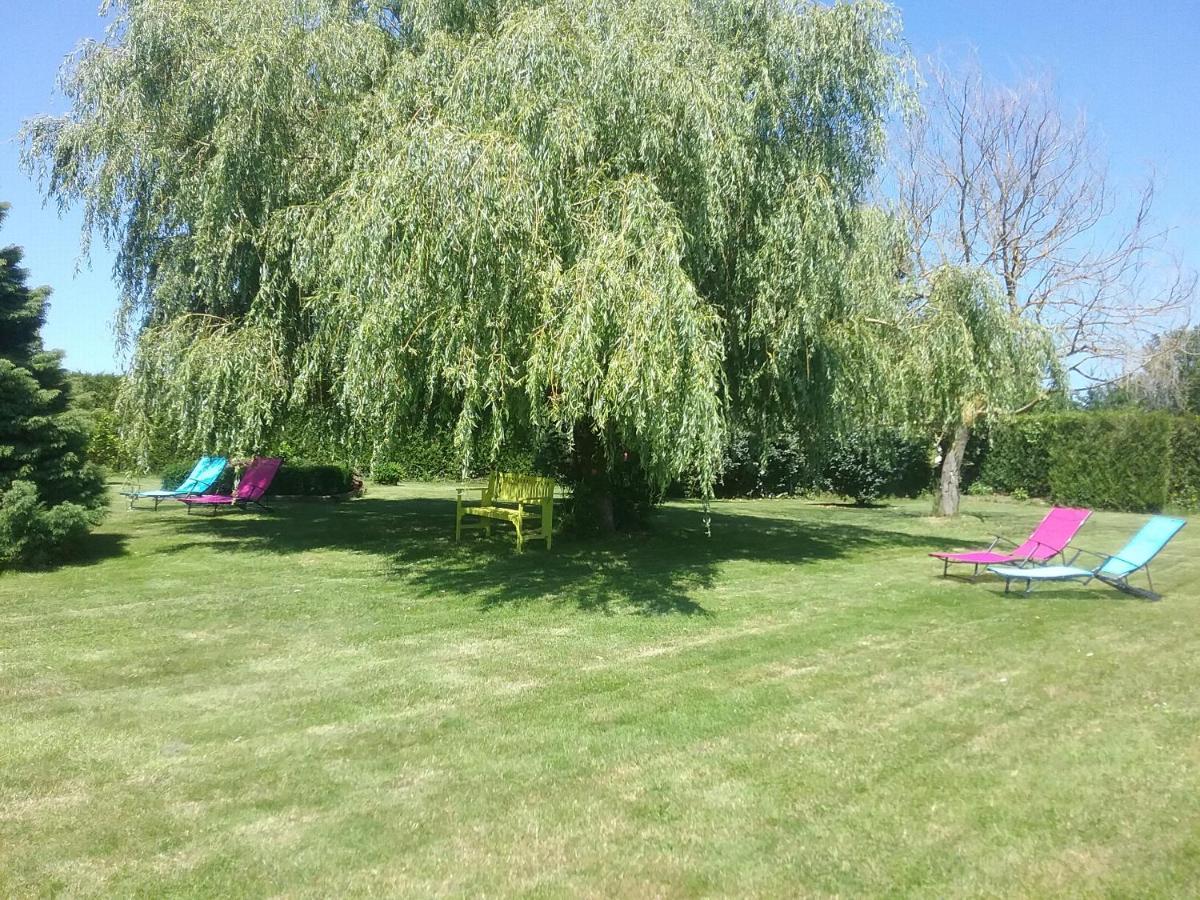 Bed and Breakfast Mont Voyageur Sains Esterno foto